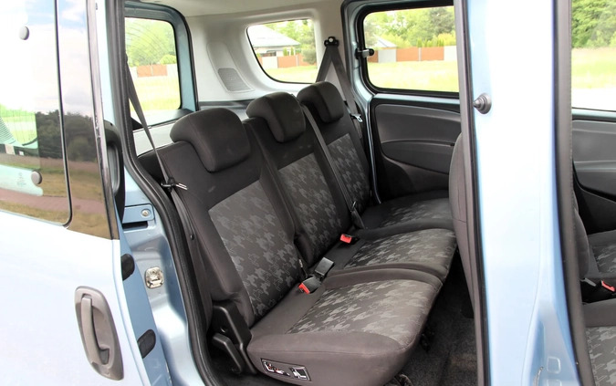 Opel Combo cena 26900 przebieg: 177798, rok produkcji 2012 z Płock małe 596